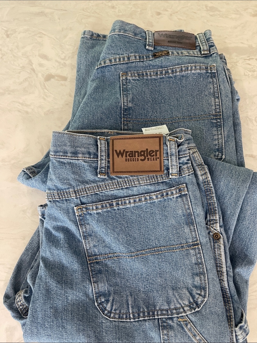 2 Wrangler carpenter rugged work cargo blue denim jeans size 36 x 34 - Picture 1 of 9